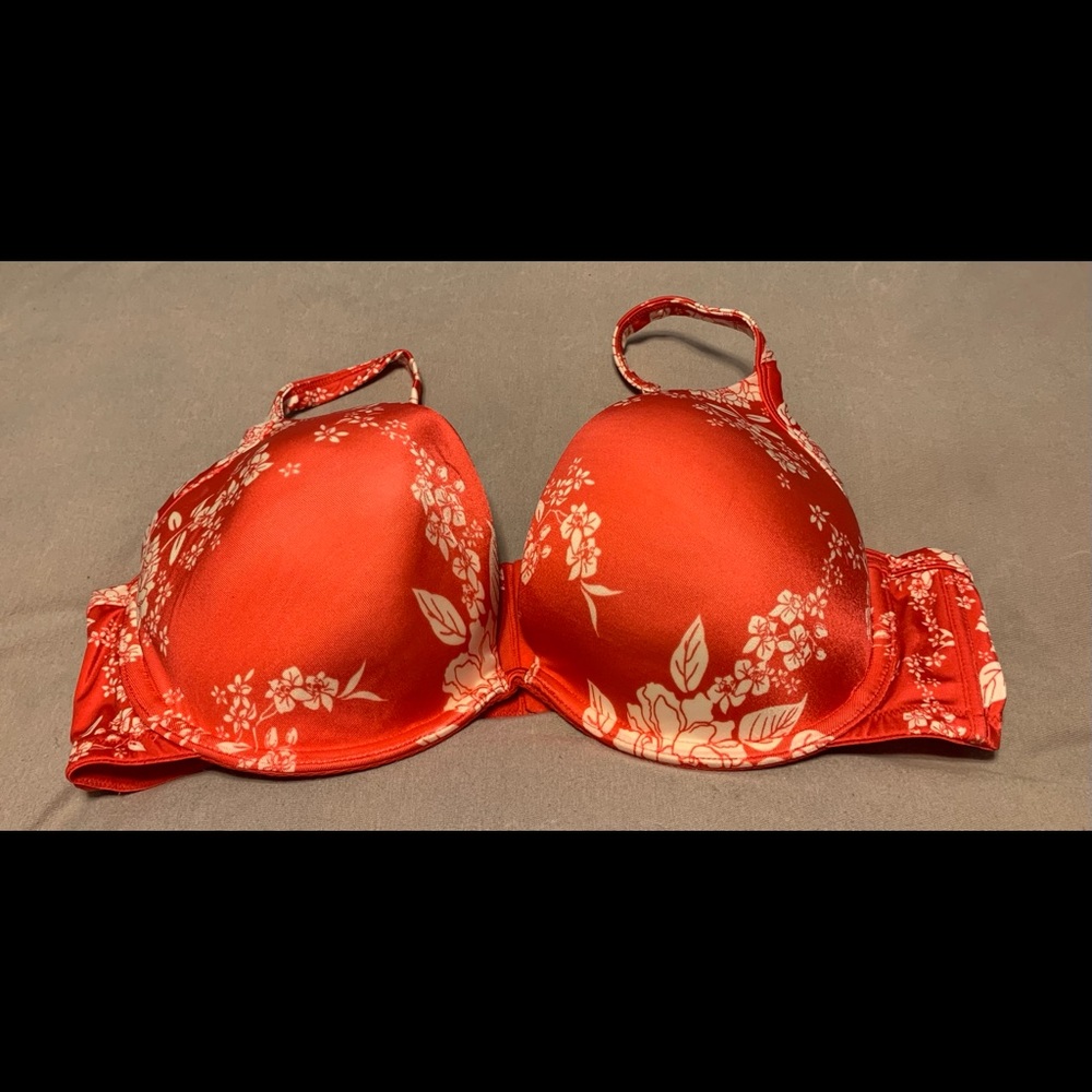 Cacique Smooth Plunge Bra Sz 40D